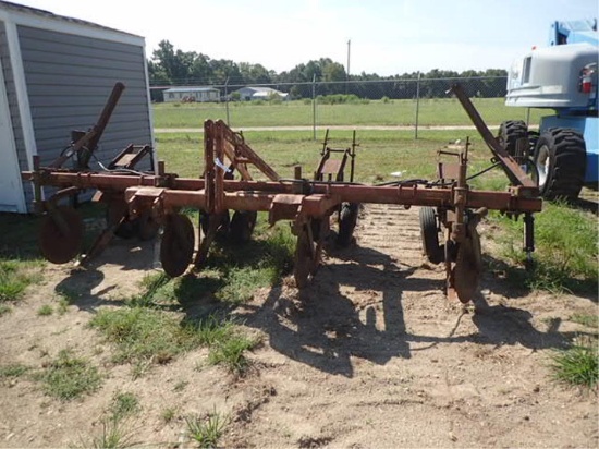 KMC 4 Row Rip Strip on 40" - 3 Point Hitch
