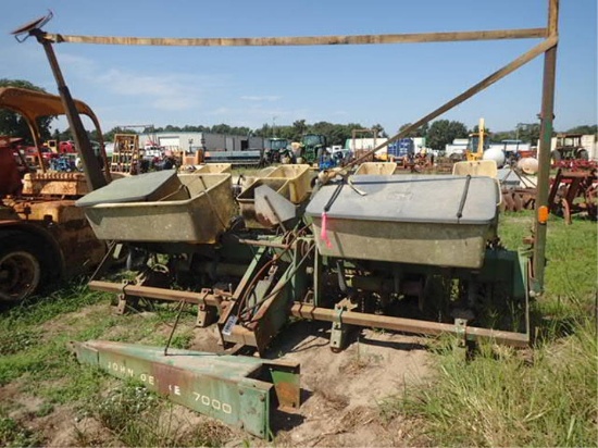 John Deere 7000 4 Row Planter
