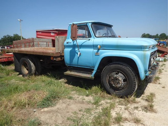 Chevy C60 Truck w/ 12' Dump Flat Bed