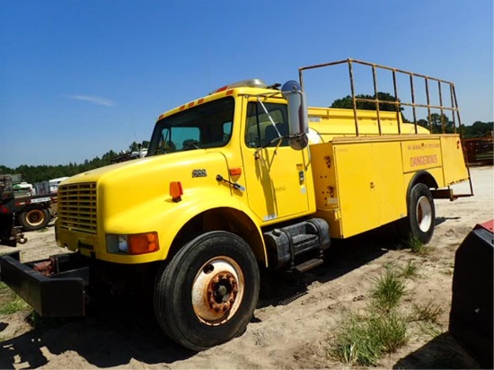 2000 International 4700 Fuel Truck