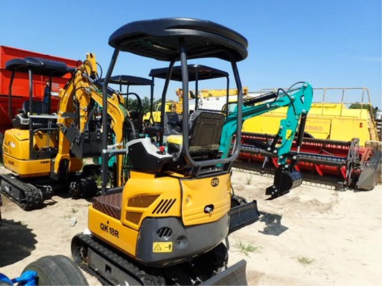 Mini Excavator Model QK18R