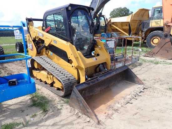2019 CAT 259 D3 Tracked Skid Steer w/ Bucket