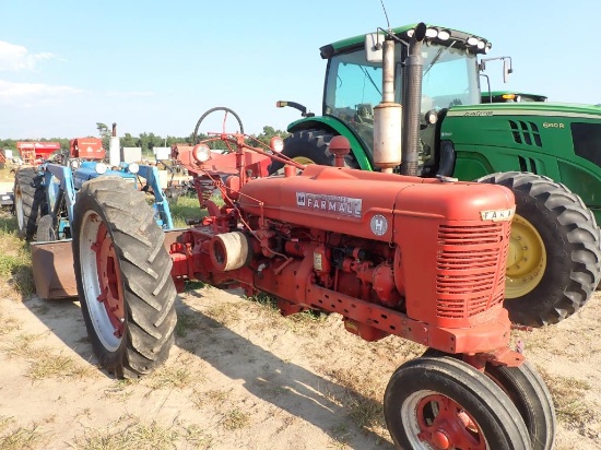Farmall H Tractor