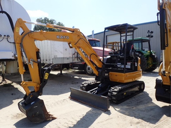 KATO Heavy Duty 35N5 Excavator