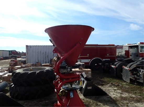 NEW 500# Funnel Spreader - 3 Point Hitch