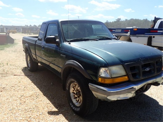 1999 Ford Ranger XLT Extended Cab - 4WD