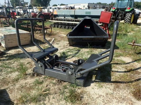 New Bale Squeeze - Quick Attach