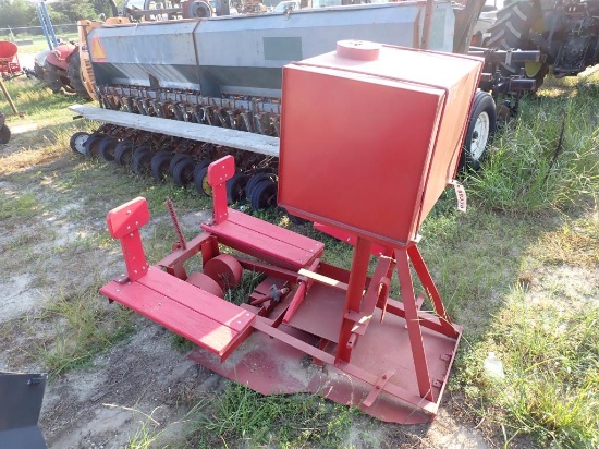 Jackson 1 Row Drag Transplanter w/ Water Barrell