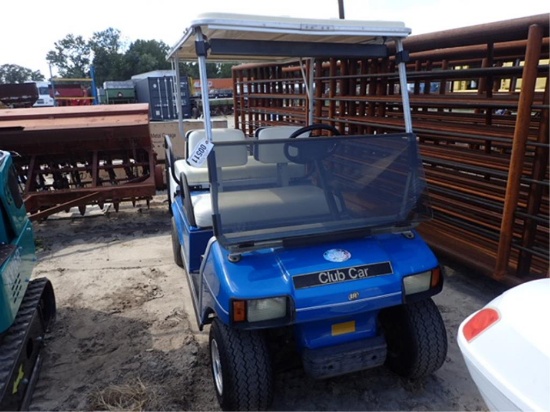 Club Car Golf Cart w/ Charger