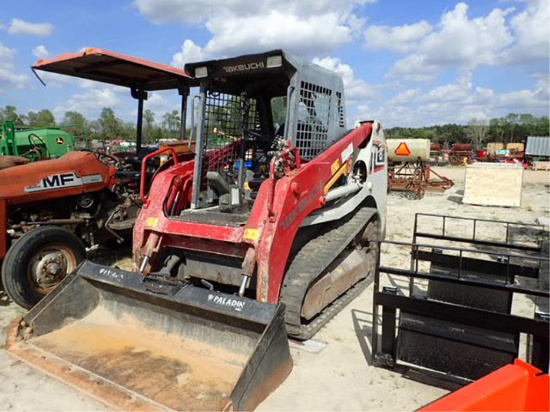 Takeuchi TL8 Tracked Skid Steer