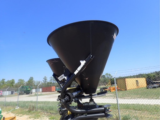 New 3pt King Kutter PTO Spreader