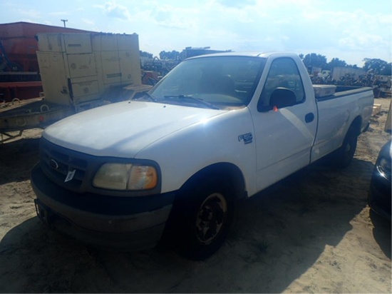 2003 Ford F150 XL - 2WD - Regular Cab