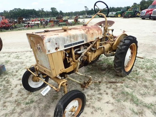 Farmall Cub Tractor (Yellow) - Not Running