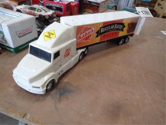 Kahns Tractor Trailer Bacon Truck