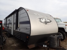 30' Great Wolf Limited Camper
