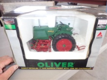 Oliver 77 Gas With 1095 Cult. 1/16 Scale