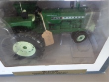 Oliver 1750 Narrow Front 1/16 Scale