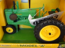 John Deere Model A 1/16 Scale