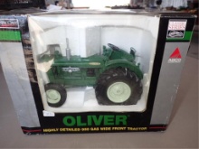 Oliver 950 Gas/Wide Front Tires-1/16 Scale In Box