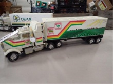 Nylint Becks Hydrid Seed Tractor & Trailer