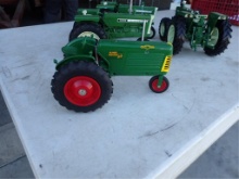 Box Lot Oliver Toy Tractor