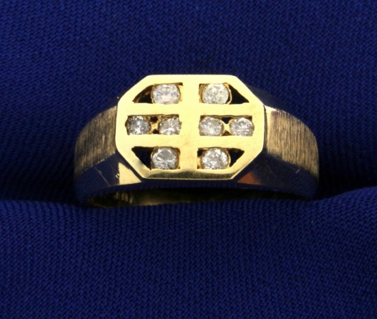 Contemporary 1/4 Ct Tw Diamond Ring In 14k Yellow Gold