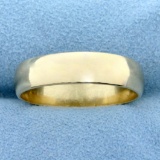 Men's Wedding Band Ring In 14k Yellow Gold