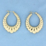 1 1/4 Inch Scalloped Design Hoop Earrings In 14k Yellow Gold