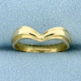 V Shaped Band Ring In 14k Yellow Gold