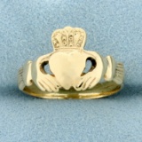 Claddagh Ring In 14k Yellow Gold