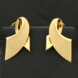 Textured Ribbon Design Earrings In 18k Yellow Gold