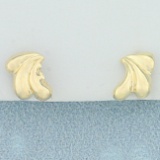 Wave Design Earrings In 14k Yellow Gold