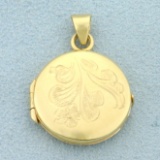 Italian Made Vintage Etched Locket Pendant In 14k Yellow Gold