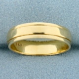 5.5mm Grooved Edge Wedding Band Ring In 14k Yellow Gold