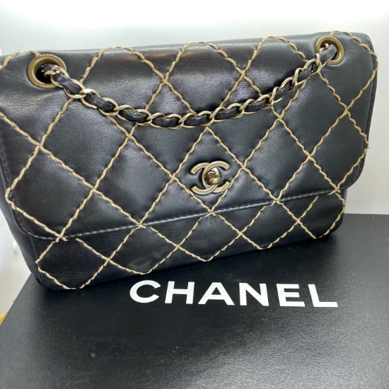 Authentic Chanel Shoulder Bag Wild Stitch Classic Single Flap Medium Black
