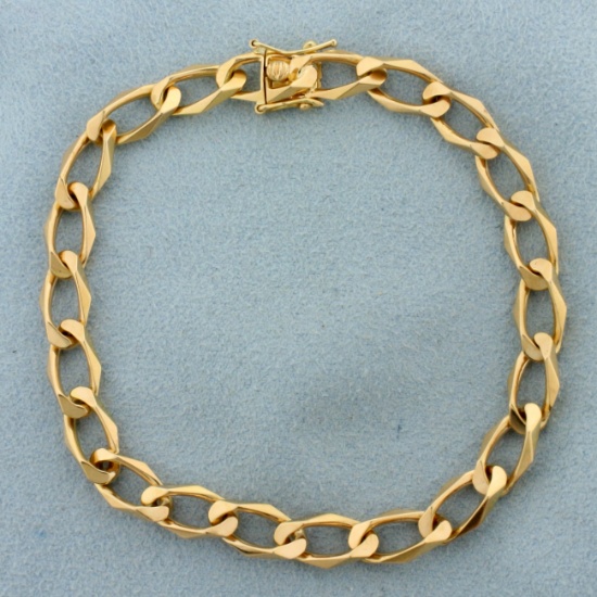 7 1/2 Inch Curb Link Chain Bracelet In 18k Yellow Gold
