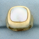 Vintage Mother Of Pearl Ring In 14k Yellow Gold