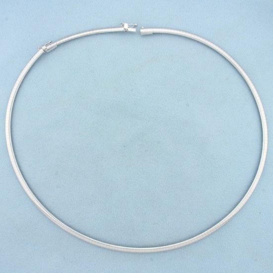 Extendable 17 Inch Omega Chain Necklace In 14k White Gold