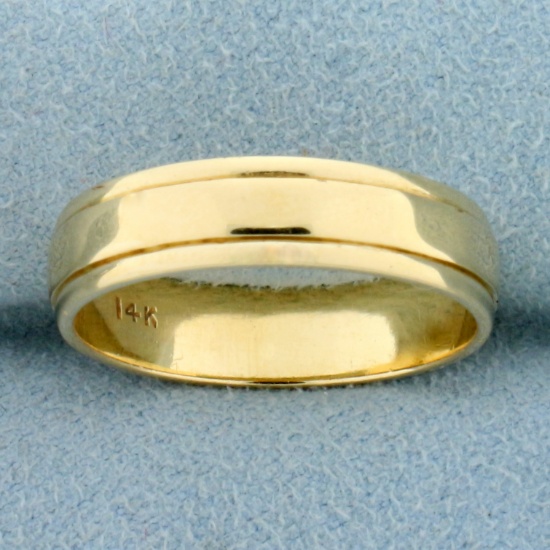 5.5mm Grooved Edge Wedding Band Ring In 14k Yellow Gold