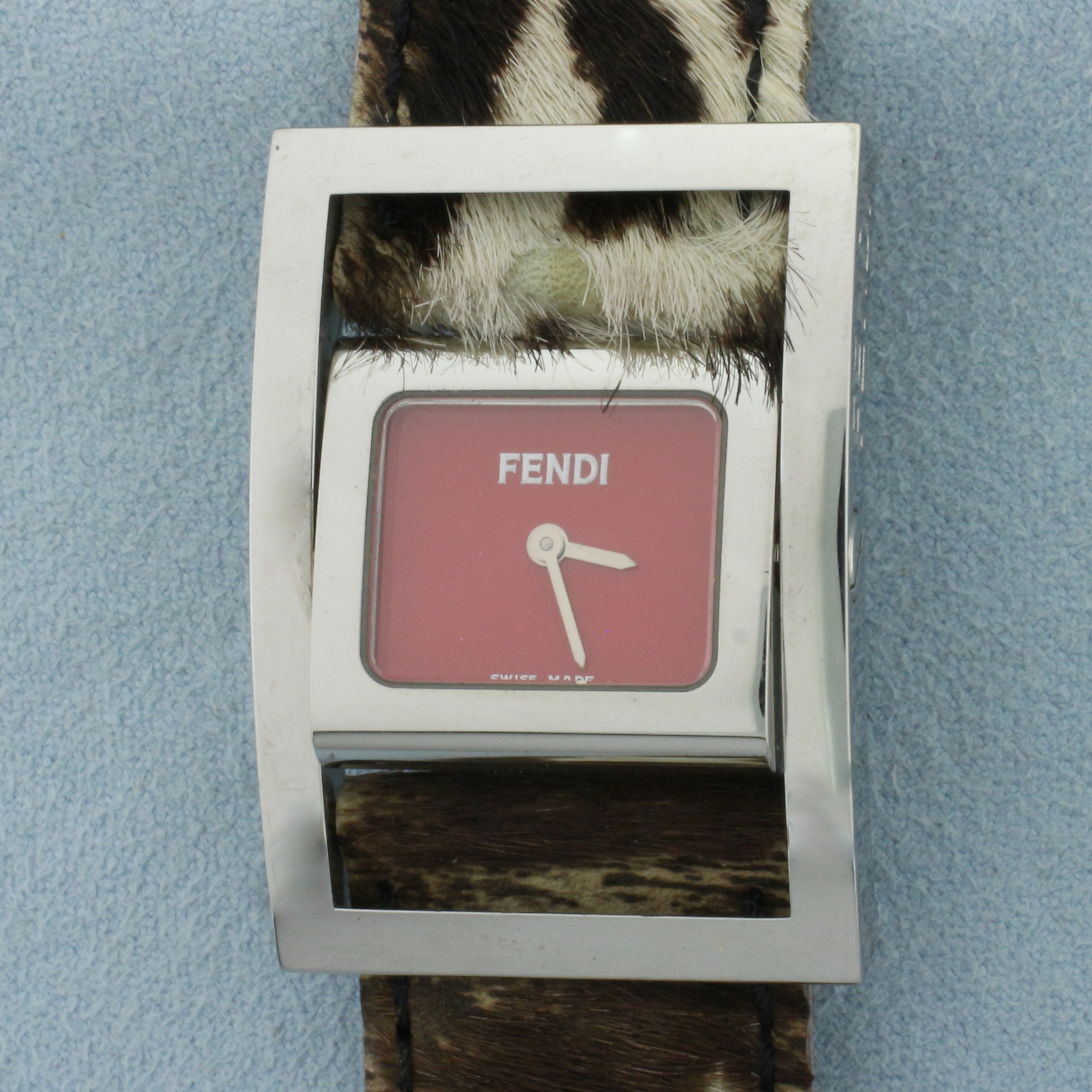 Fendi 5010l Rotating Face Pony Hair Flip Watch | Proxibid display picture 3