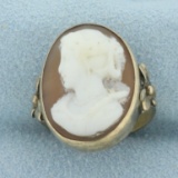 Antique Victorian Left Facing Woman Carved Cameo Ring In 14k Yellow Gold