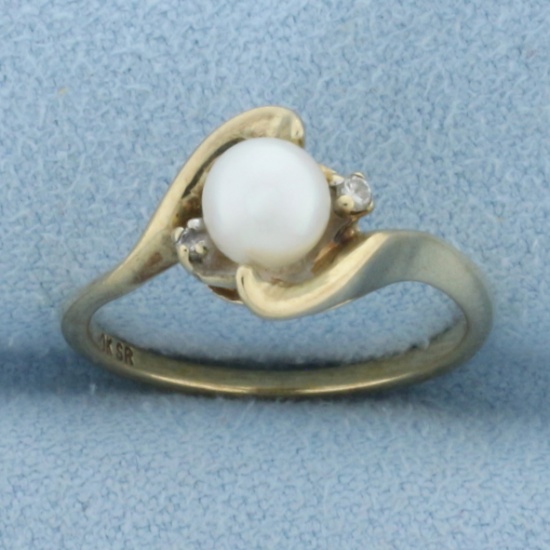 Cultured Pearl And Diamond Ring In 10k Yellow Gold