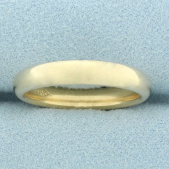 Mens Comfort Fit Wedding Band Ring In 14k Yellow Gold
