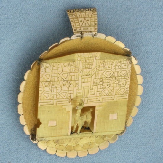 Alpaca Llama Incan Empire Temple Pendant Pin In 18k Yellow Gold