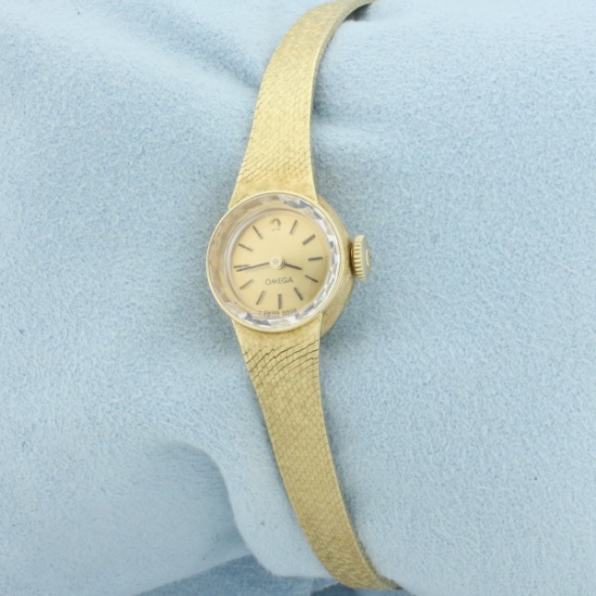 Women's Omega Windup Watch In Solid 14k Yellow Gold Band And Case