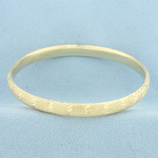 Sandblast And Diamond Cut Finish Hinged Bangle Bracelet In 14k Yellow Gold