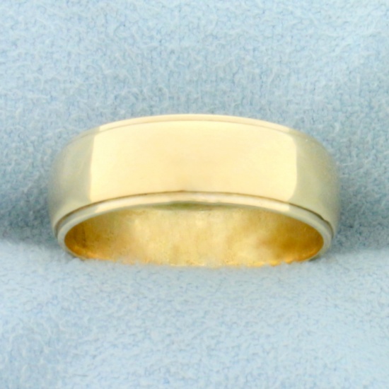 Womans Step Edge Wedding Band Ring In 14k Yellow Gold