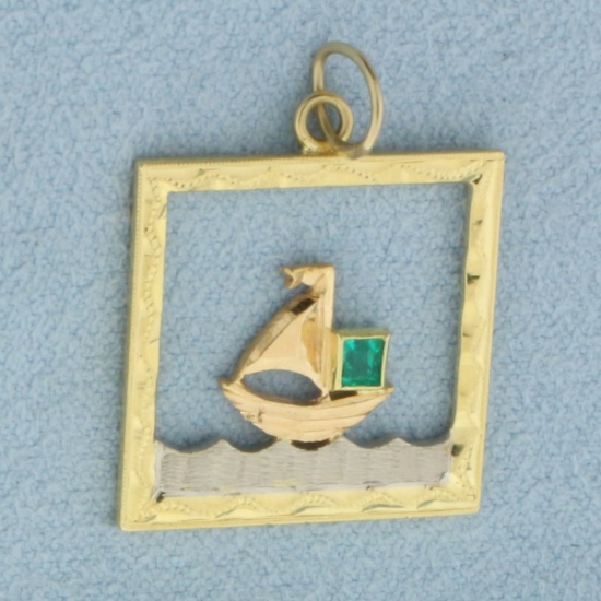 Emerald Sailing Boat Pendant In 14k Yellow Gold
