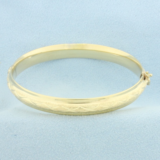 Hinged Bangle Bracelet In 14k Yellow Gold