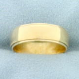 Womans Step Edge Wedding Band Ring In 14k Yellow Gold